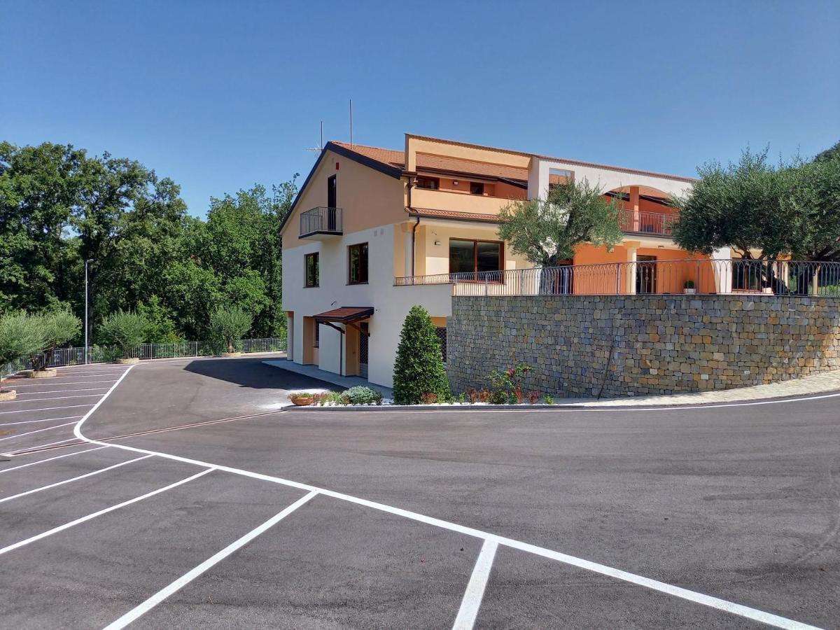 Hotel Ristorante Villa Terry Lauria Inferiore Εξωτερικό φωτογραφία