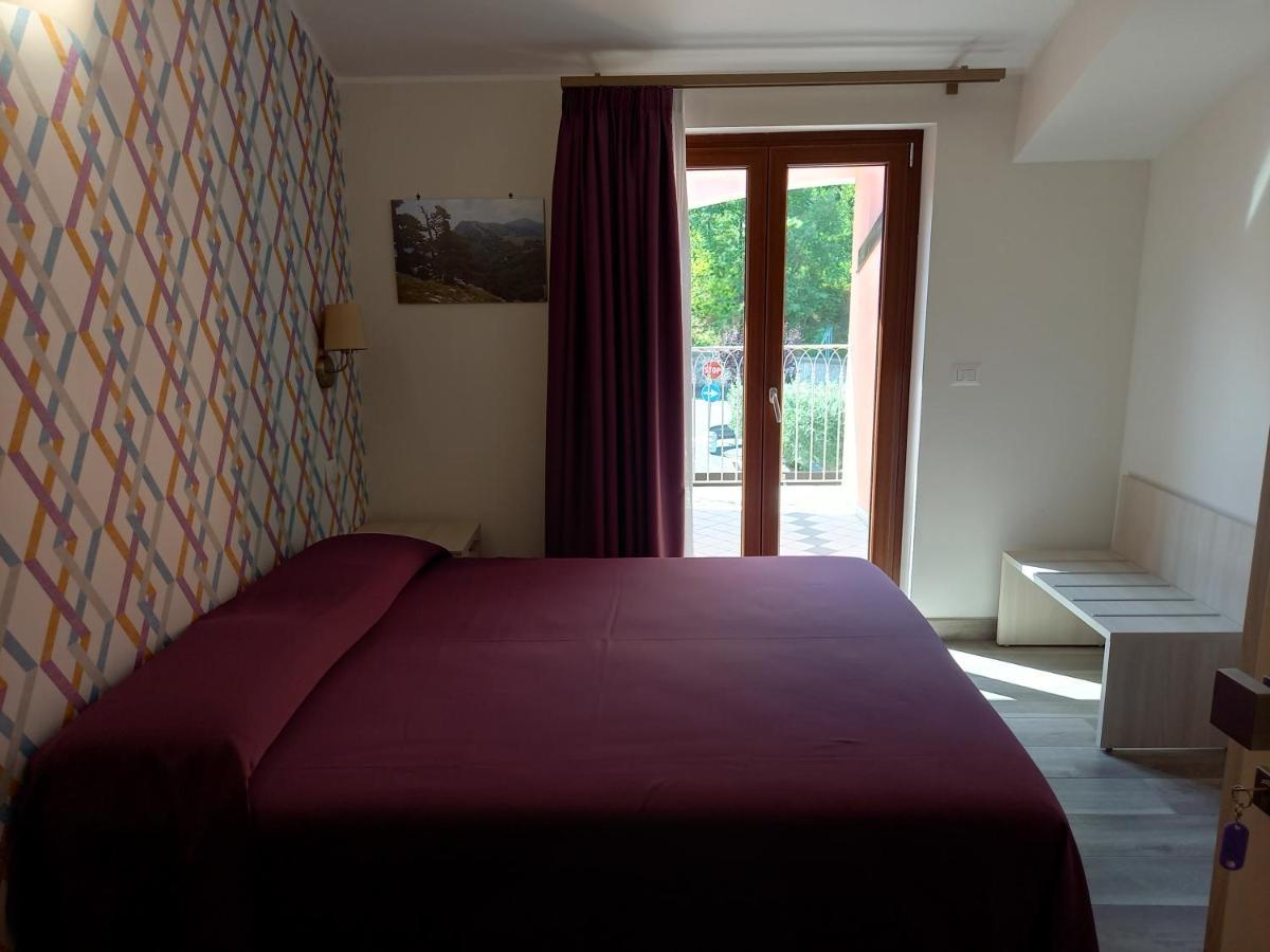 Hotel Ristorante Villa Terry Lauria Inferiore Εξωτερικό φωτογραφία